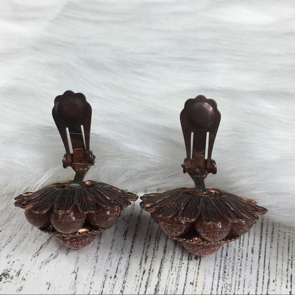 Vintage Copper & Faux Goldstone Clip-on Earrings - Picture 5 of 6